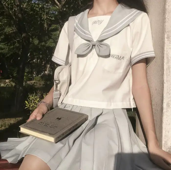 宝窗选婿